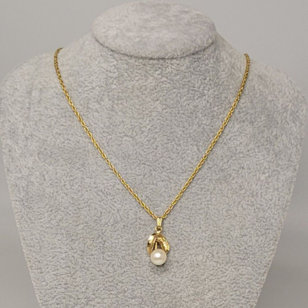 Faux Pearl Necklace